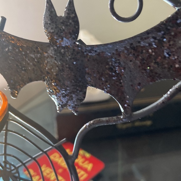 Final price accepted Halloween bat tea, light display - Picture 4 of 6